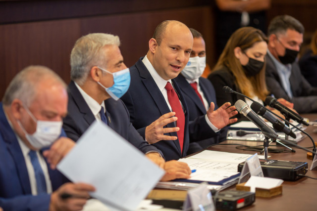 Israeli Prime Minister Naftali Bennett leads a Cabinet meeting at the Prime Minister's Office in Jerusalem, August 1, 2021. (Photo: Emil Salman/POOL)