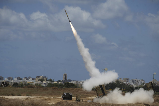 Illustrative - An Iron Dome battery intercepts a missile (Photo: David Buimovitch/Flash90)