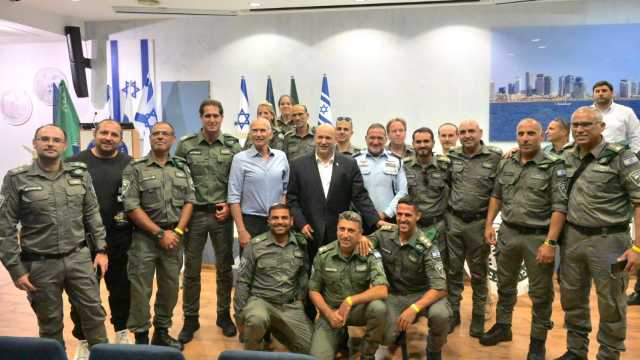 Israeli Prime Minister Naftali Bennett and Public Security Minister Omer Barlev announce the launch of the Israel National Guard (Photo: Amos Ben-Gershom)