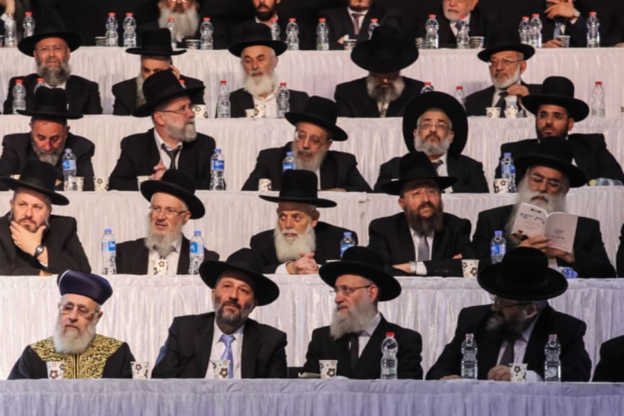 Ultra orthodox Jewish rabbis attend a prayer and commemoration rally attended by thousands marking one year since the death of late Shas spiritual leader Rabbi Ovadia Yosef, at the Arena in Jerusalem. Sept. 28 , 2014 (Photo: Flash90).