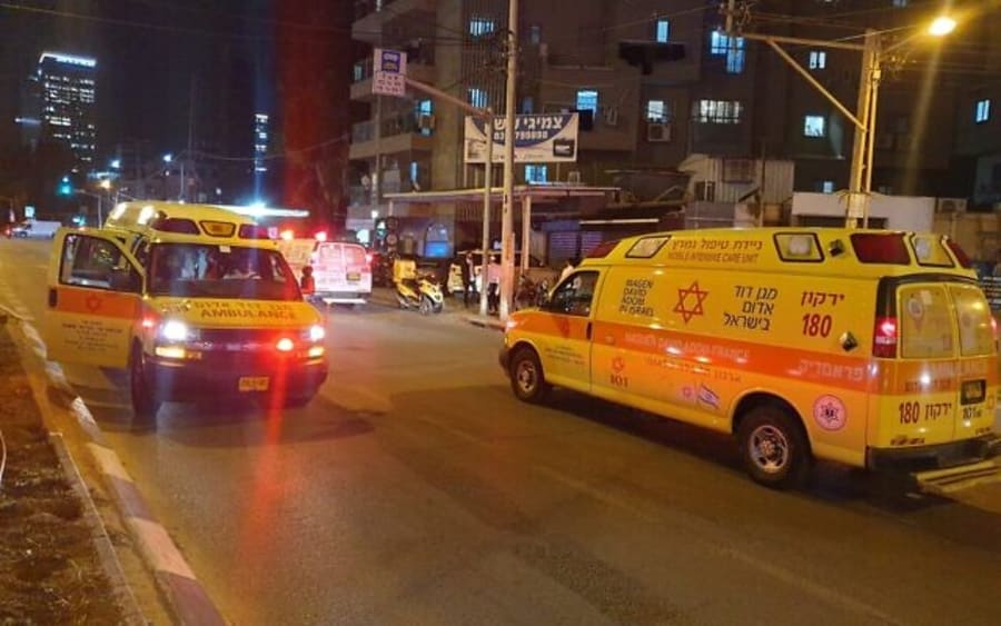 Police and medics at the scene of a deadly shooting in Bnei Brak, Mar. 29, 2022. (Photo: Magen David Adom)