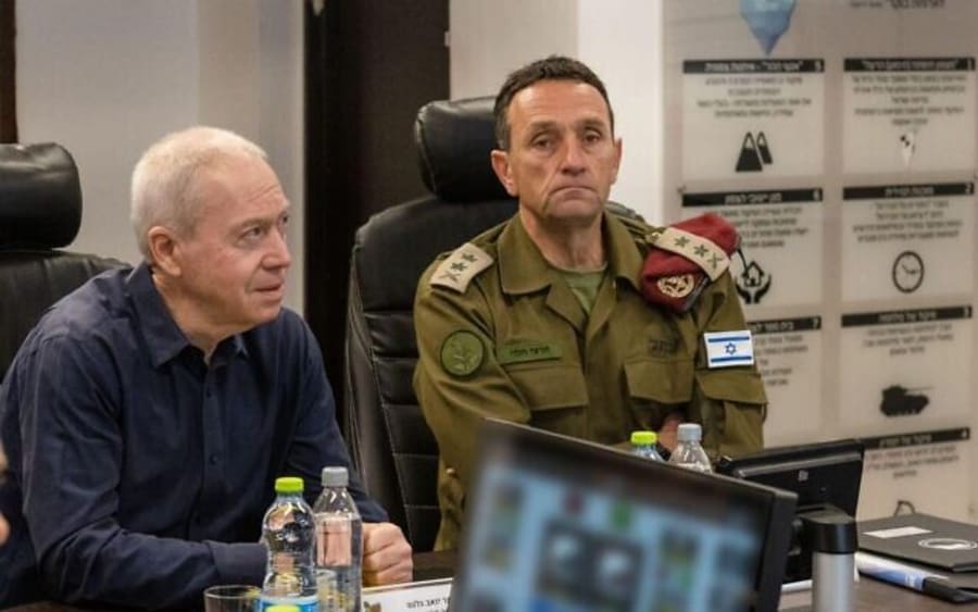 IDF Chief of Staff,Lt. Gen. Herzi Halevi (right) with Defense Minister Yoav Gallant during a briefing at the 91st territorial division base, at the Biranit camp on the Lebanon border, Mar. 16, 2023. (Photo: Elad Malka/Defense Ministry)