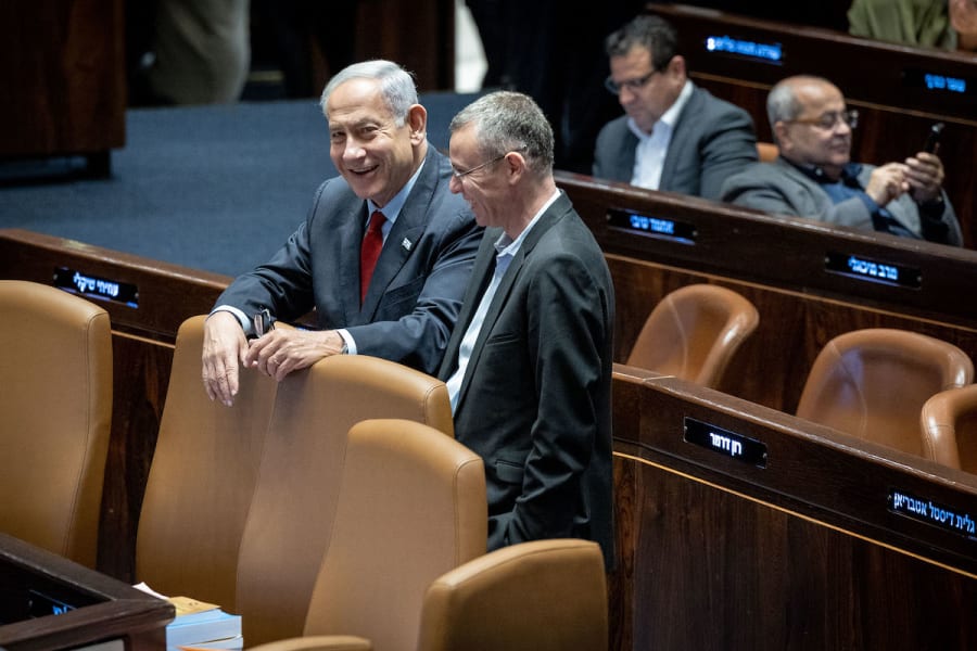Israeli Prime Minister Benjamin Netanyahu and Minister of Justice Yariv Levin during a discussion and a vote on the state budget at the Knesset assembly hall in Jerusalem, May 23, 2023. (Photo: Yonatan Sindel/Flash90)