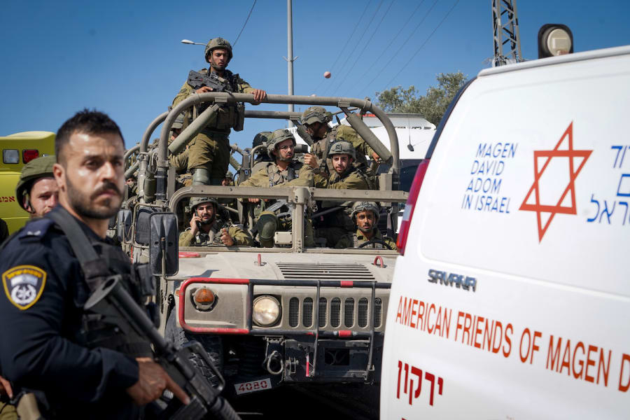 Israeli security forces at the scene of a shooting attack, in Kedumim, in the West Bank, on July 4, 2023. (Photo: Hillel Maeir/Flash90)