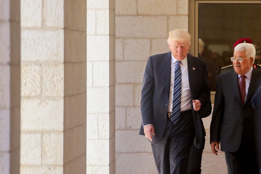 Der palästinensische Präsident Mahmoud Abbas und US-Präsident Donald Trump nehmen am 23. Mai 2017 an einer gemeinsamen Pressekonferenz in der Westbank-Stadt Bethlehem teil. Foto: Flash90