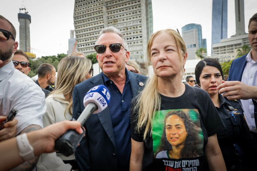 United States Special Envoy to the Middle East Steve Witkoff visits at Hostage square in Tel Aviv, May 13, 2025. (Photo: Miriam Alster/Flash90)