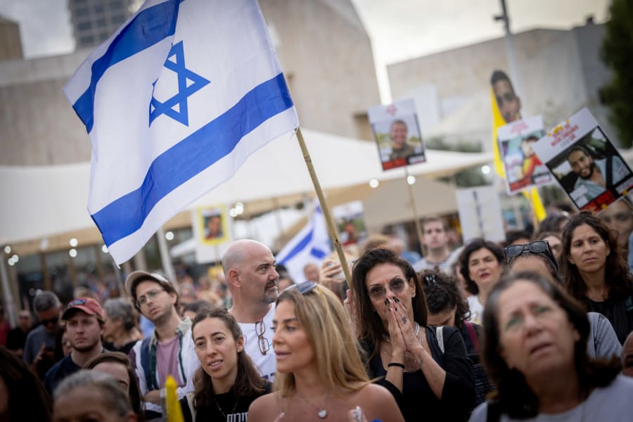 Israelis await the release of Israeli/US hostage Edan Alexander, whom Hamas is expected to release from captivity today, at Hostage Square in Tel Aviv May 12, 2025. (Photo: Chaim Goldberg/Flash90)