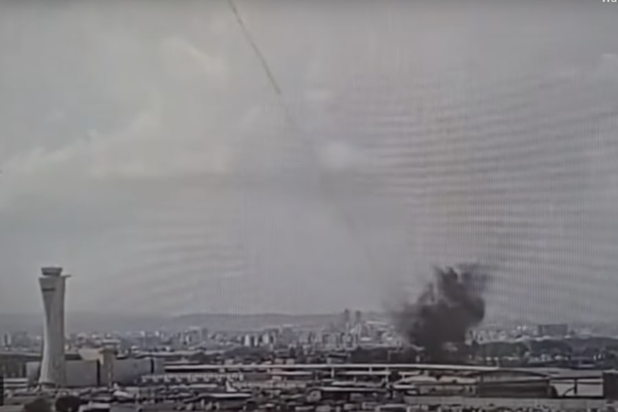 Houthi missile that hit near Israel's Ben Gurion Airport (Photo: Screenshot)