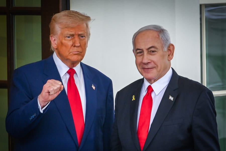 Israeli Prime Minister Benjamin Netanyahu meets with US President Donald Trump, at the White House in Washington D.C., February 4, 2025. (Photo: Liri Agami/Flash90)