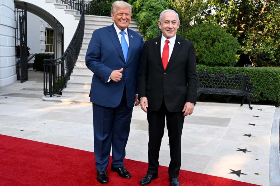 Le Premier ministre israélien Benjamin Netanyahu rencontre le président américain Donald Trump à la Maison Blanche. 8 juillet 2025. Photo : Benjamin Netanyahu X