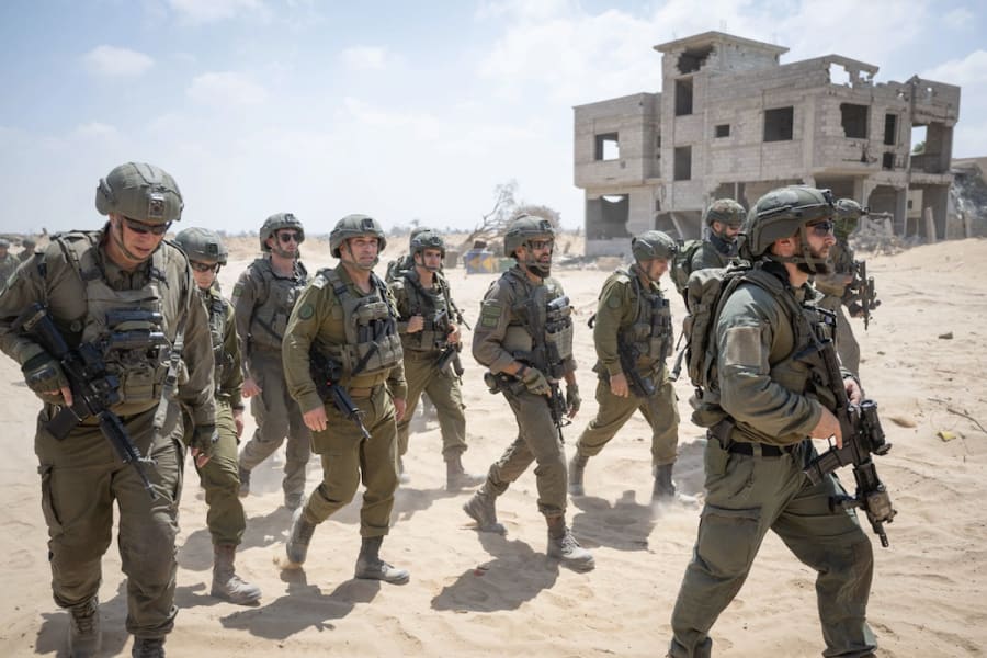 IDF Chief Eyal Zamir visits troops in Khan Younis, southern Gaza (Photo: IDF)