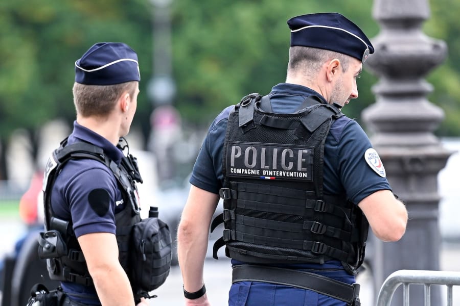 Illustrative - French police officers (Photo: Shutterstock)
