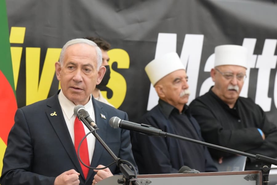 Prime Minister Benjamin Netanyahu visits the Julis Local Council in northern Israel and meets with Druze community spiritual leader Sheikh Moafaq Tarif and other local leaders, Aug. 28, 2025. (Photo: Amos Ben-Gershon/GPO)