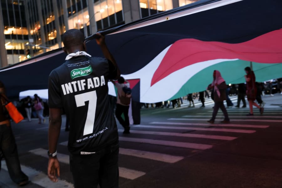 Demonstrators attend a pro-Palestinian protest on the day of the two-year anniversary of the attack on Israel by Hamas, in New York City, October 7, 2025. (Photo: REUTERS/Shannon Stapleton)