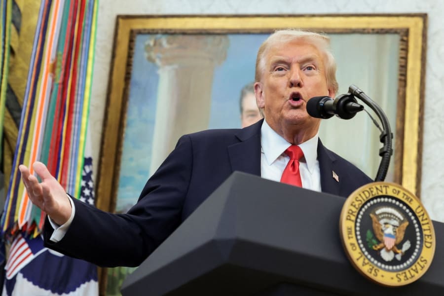 U.S. President Donald Trump speaks in the Oval Office at the White House in Washington, D.C., U.S., Oct. 16, 2025. (Photo: REUTERS/Jonathan Ernst)