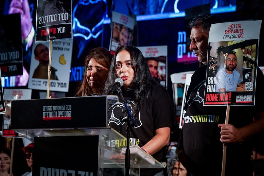 Former hostage Liri Albag speaks during a rally calling for the release of Israelis held hostage by Hamas terrorists in Gaza, at "Hostage Square" in Tel Aviv, April 5, 2025. (Photo: Avshalom Sassoni/Flash90)