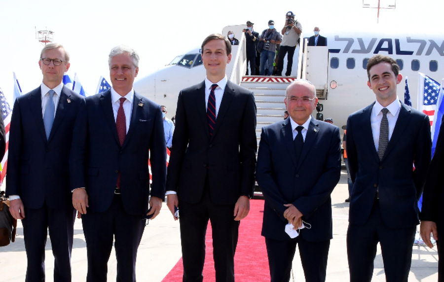 U.S. and Israeli teams boarding El Al 971 on Monday morning in Tel Aviv, headed to Abu Dhabi, UAE. (photo credit: U.S. Embassy in Jerusalem)