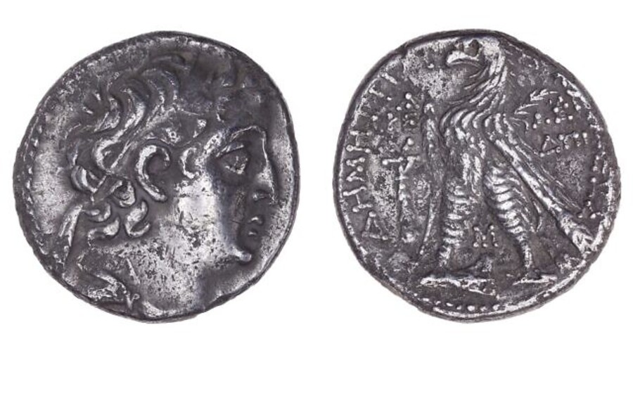 Tyre coin uncovered during a conservation project (Photo: Tal Rogovski/Tower of David Museum)