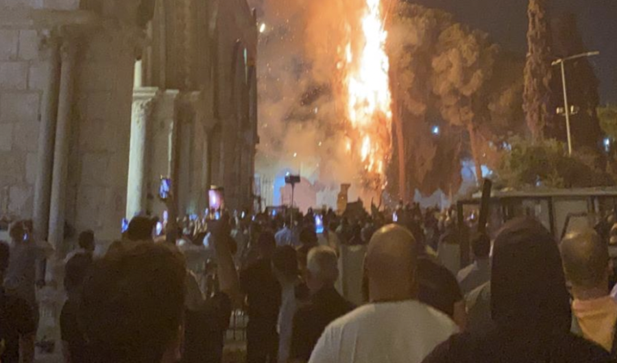 Fire at Haram al-Sharif, known to Israelis as the Temple Mount. (Photo: screenshot)