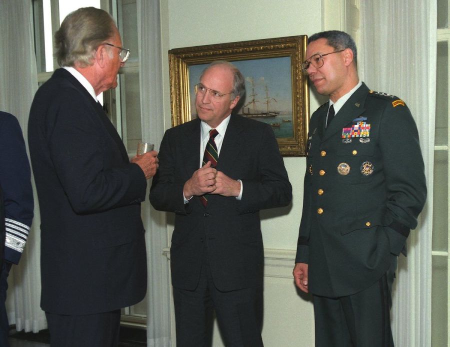 American Evangelist Billy Graham meets with General Colin Powell and Defense Secretary Dick Cheney during liberation of Kuwait in January 1991. (Photo: Franklin Graham Twitter feed)