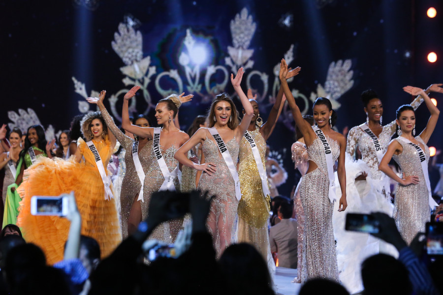 Contestants walk on stage during the Miss Universe 2018 preliminary round in Bangkok, Thailand (Photo: Shutterstock)
