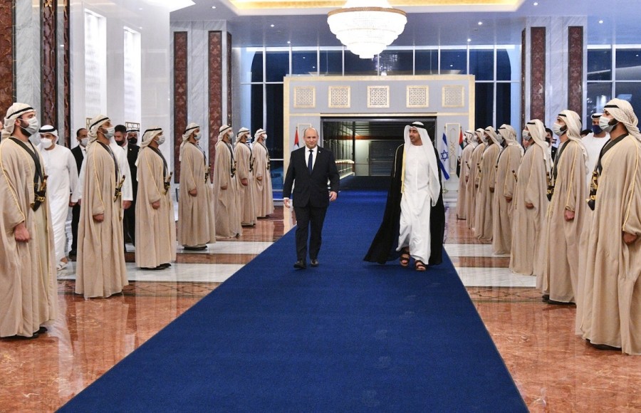 UAE Foreign Minister Sheikh Abdullah bin Zayed welcomes Israeli Prime Minister, Dec. 12, 2021 (Photo: Haim Zach/GPO)