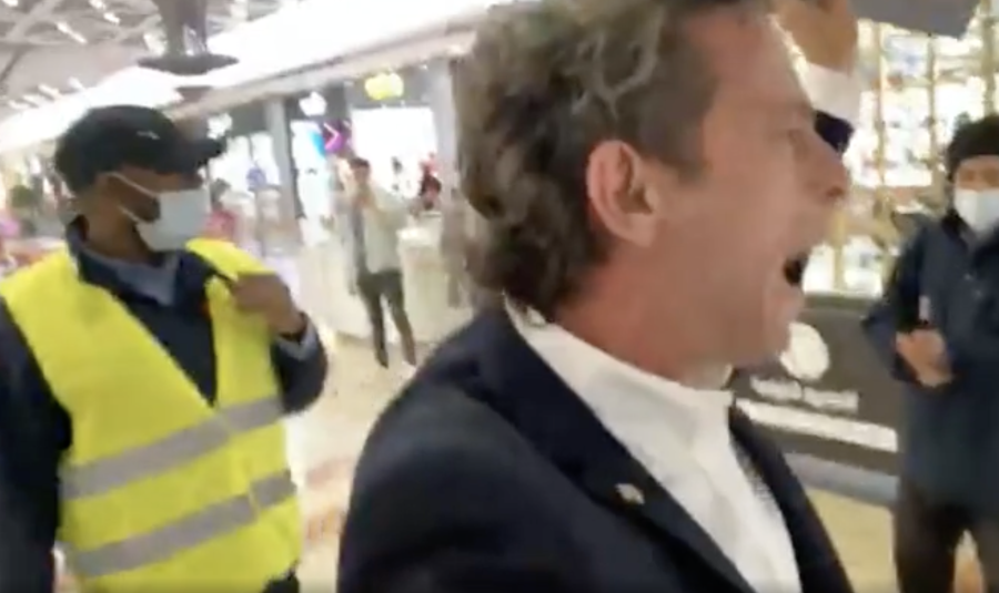 Dean Braun protesting the Green Passport (Photo: Screenshot)