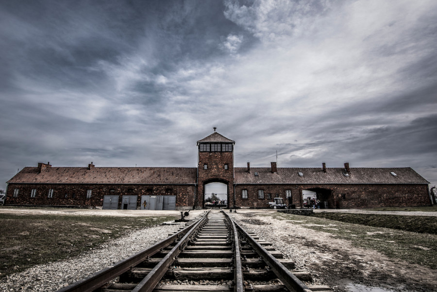 A view of the train tracks leading into Auschwitz death camp (Photo: Shutterstock)