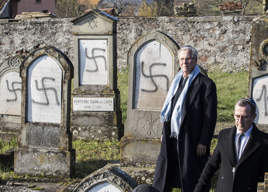 Jewish Westhoffen cemetery near Strasbourg, eastern France, where 107 graves were found vandalized with swastikas and anti-Semitic inscriptions, Dec. 4, 2019 (Photo: Elyxandro CEGARRA/Panoramic/Reuters)
