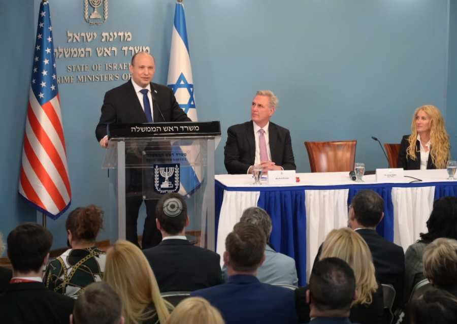 Prime Minister Naftali Bennett meets with U.S. Congressional delegation (Photo: Amos Ben-Gershom/GPO)