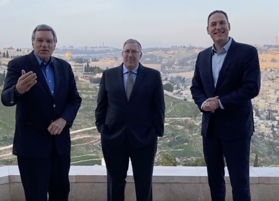 (L-R) CBN Middle East Bureau Chief Chris Mitchell, ALL ISRAEL NEWS Editor-in-Chief Joel Rosenberg and Erick Stakelbeck, host of “The Watchman” on TBN (Photo: Screenshot)