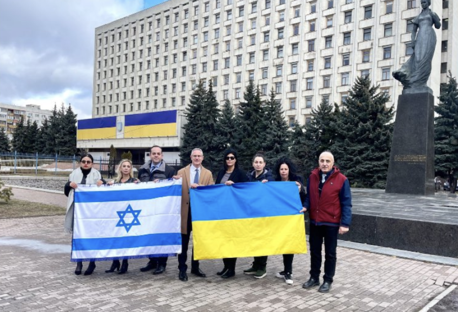 Israeli Embassy staff in Kyiv, Ukraine (Photo: Twitter/IsraelinTwitter)