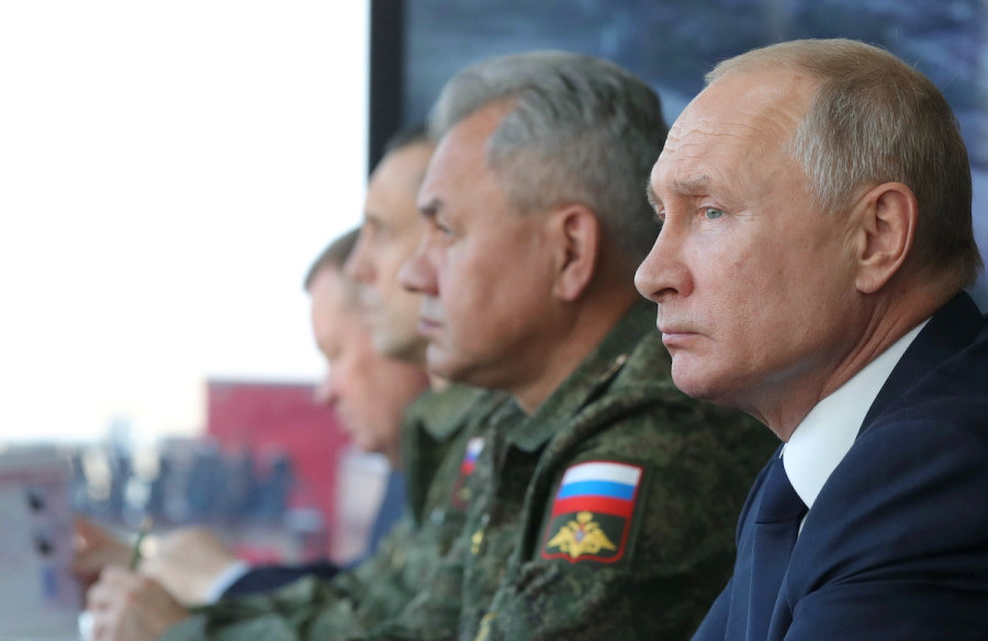 Russia's President Vladimir Putin oversees the multinational military exercises at the Kapustin Yar training ground in Astrakhan Region, Sept. 25, 2020. (Photo: Sputnik/Mikhail Klimentyev/Kremlin via Reuters)