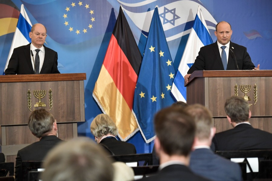 German Chancellor Olaf Scholtz and Israeli Prime Minister Naftali Bennett at a press conference, March 2, 2022 (Photo: Koby Gideon/GPO)