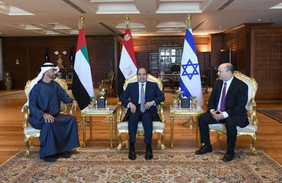 Crown Prince of Abu Dhabi Mohamed bin Zayed Al Nahyan, Egypt's President Abdel el-Sisi and Israel's Prime Minister Naftali Bennett meeting in Sharm el-Sheikh, Mar. 22, 2022 (Photo: Egyptian Presidency)