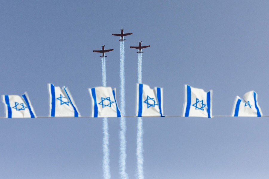 Israeli Air Force aerobatic team fly during a military training for the upcoming Israeli Independence Day, May 3, 2022. (Photo: Yonatan Sindel/Flash90