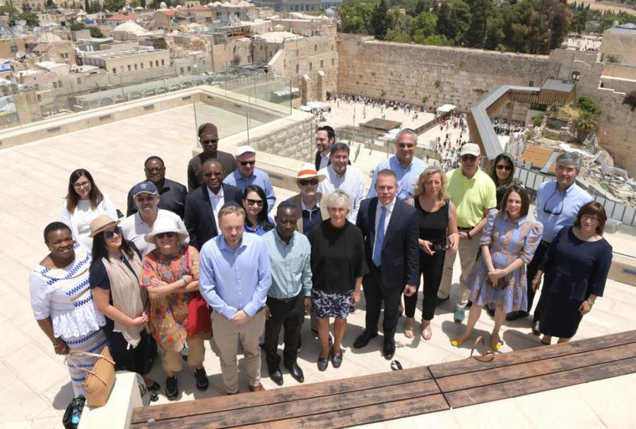 The UN delegation atop the Aish HaTorah roof in the Old City of Jerusalem (Photo: Israel Mission to the UN)
