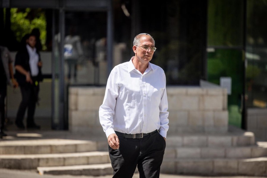 Yamina MK Nir Orbach seen leaving the prime minister's office in Jerusalem, where he met with PM Naftali Bennett, June 12, 2022. (Photo: Yonatan Sindel/flash90)