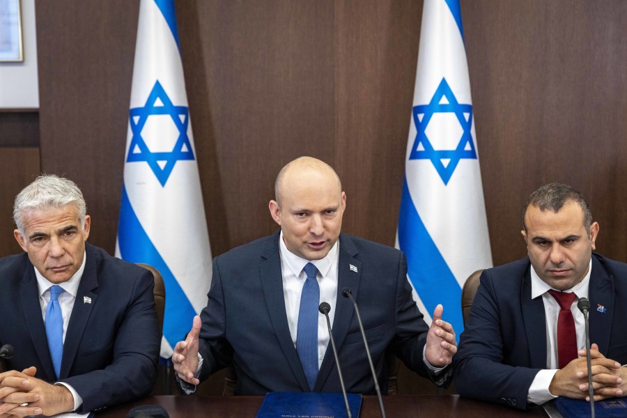 Israeli Prime Minister Naftali Bennett leads a Cabinet meeting at the Prime Minister's Office in Jerusalem, May 8, 2022. (Photo: Olivier Fitoussi/Flash90)