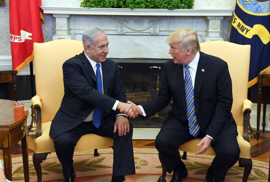 Israeli Prime Minister Benjamin Netanyahu meets with U.S. President Donald Trump at the White House in Washington DC, March 5, 2018. (Photo: Haim Zach/GPO)
