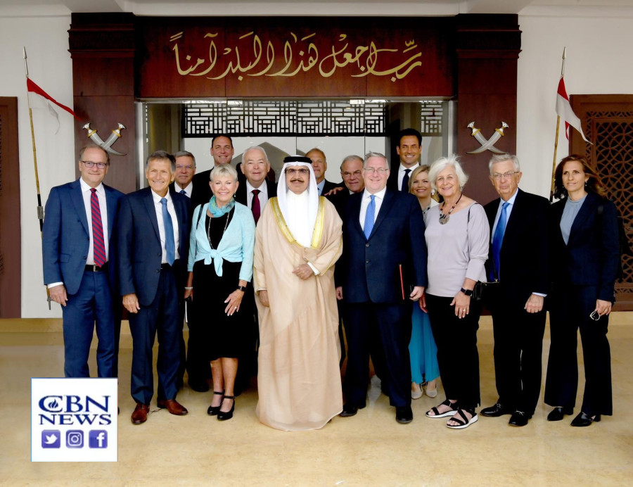 Bahraini Interior Minister Shaikh Rashid bin Abdullah Al Khalifa with the Evangelical delegation led by Joel C. Rosenberg, Apr. 24, 2022 (Photo: ALL ARAB NEWS)