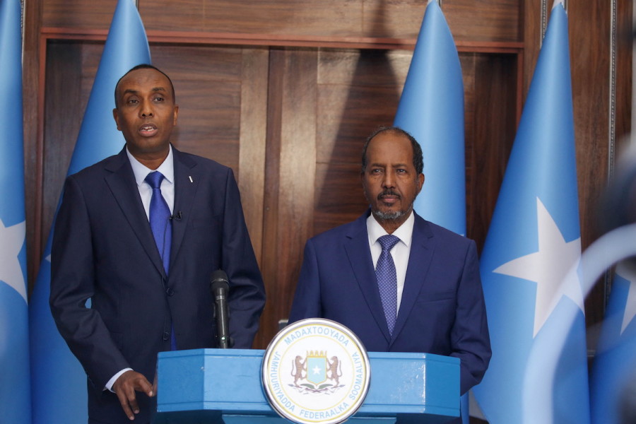 Somalia's President Hassan Sheikh Mohamud and newly appointed Prime Minister Hamza Abdi Barre address delegates at the Presidential Palace in Mogadishu, Somalia June 15, 2022. (Photo: Presidential Press Service/Handout via REUTERS)