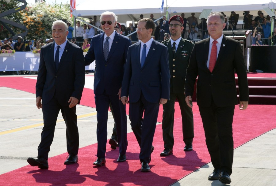US President Joe Biden, Israeli Prime Minister Yair Lapid and Israeli President Isaac Herzog at the Reception Ceremony at Ben Gurion Airport: Photo credits: Haim Zach (GPO)