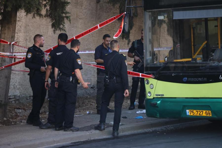 Scene of a terror attack in Jerusalem, July 19, 2022. (Photo: Yonatan Sindel/Flash90)