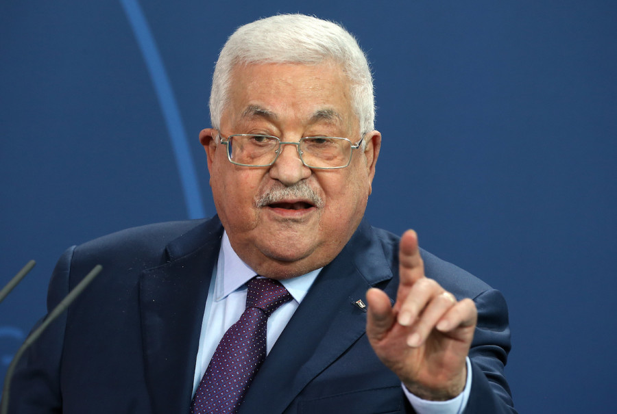 Palestinian Authority President Mahmoud Abbas answers questions from journalists at a press conference after his talks with German Chancellor Olaf Scholz, Aug. 16, 2022 (Photo: DPA/Picture Alliance)
