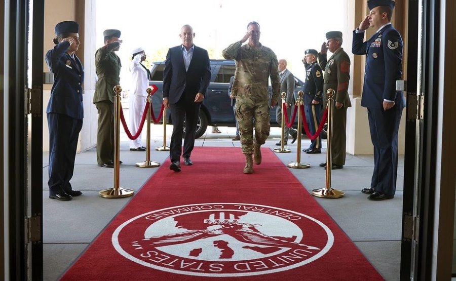 Israeli Defense Minister Benny Gantz arrives at CENTCOM’s headquarters in Tampa, Florida, Aug. 25, 2022 (Photo: Ministry of Defense)