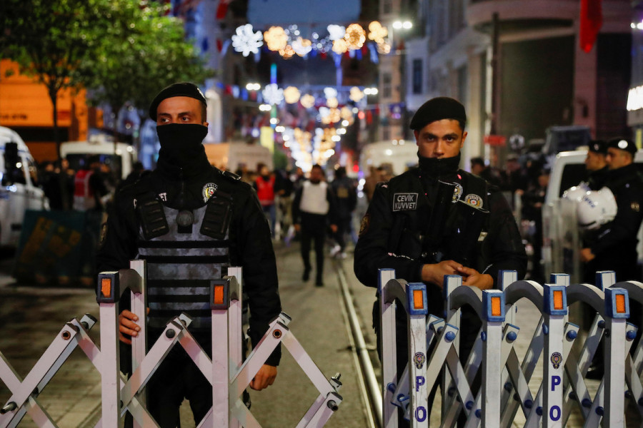 Turkish police officers block the street after an explosion on the busy pedestrian Istiklal street in Istanbul, Turkey, Nov. 13, 2022. (Photo: REUTERS/Kemal Aslan)