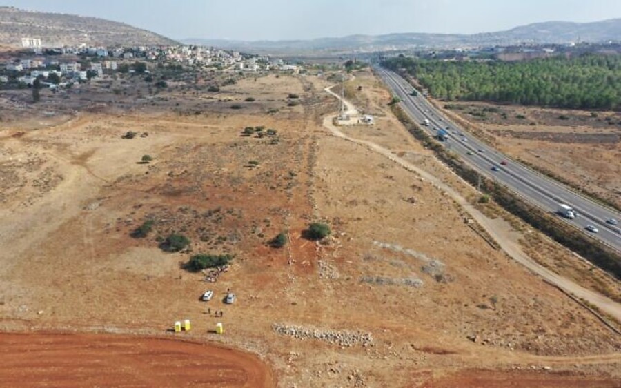 View of a new section of an 1,800-year-old Roman road uncovered in northern Israel, published December 1, 2022. (Photo: Alex Wigman/Israel Antiquities Authority)