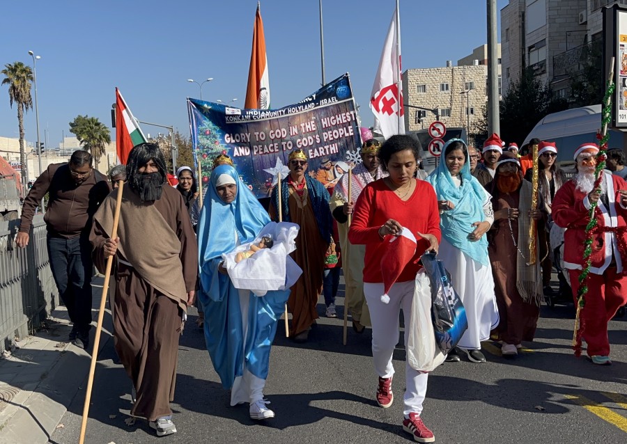 Catholics from India and Sri Lanka parading through Jerusalem, Dec. 17, 2022 (Photo: ALL ISRAEL NEWS)