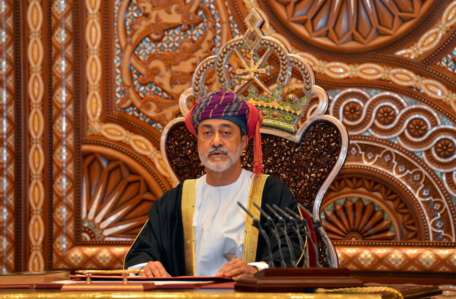 Sultan Haitham bin Tariq al-Said gives a speech after being sworn in before the royal family council in Muscat, Oman, Jan. 11, 2020. (Photo: REUTERS/Sultan Al Hasani/File Photo)